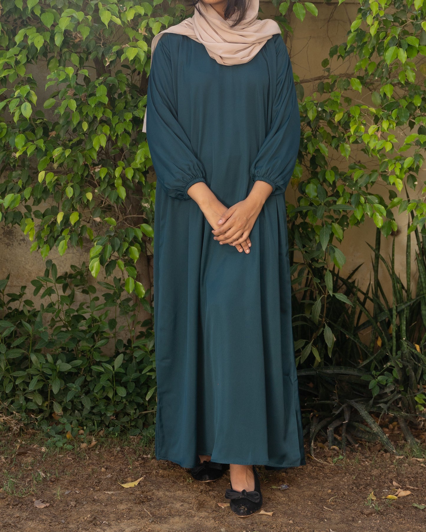 Tehmina || Teal Green Abaya  || Nida Fabric